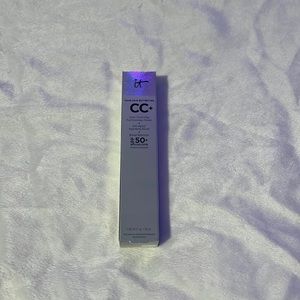 It cc Color correcting full coverage cream